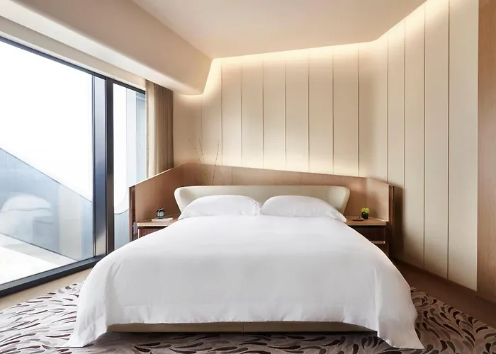 Of Dreams - Morpheus Hotel