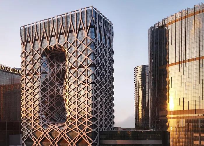 Of Dreams - Morpheus Hotel