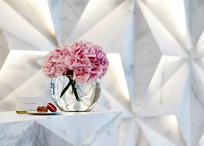 Of Dreams - Morpheus Hotel